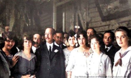 Presidente de El Salvador Jorge Meléndez en el Teatro Nacional, 1921